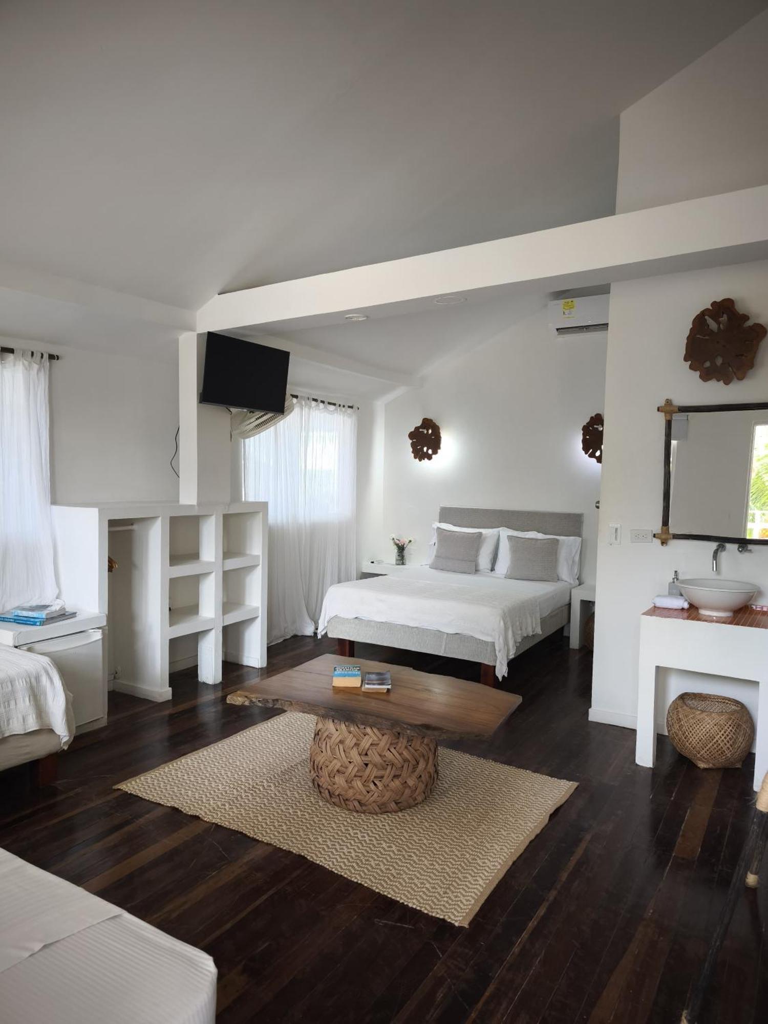 Playa Banana Manzanillo Del Mar Pensión Cartagena