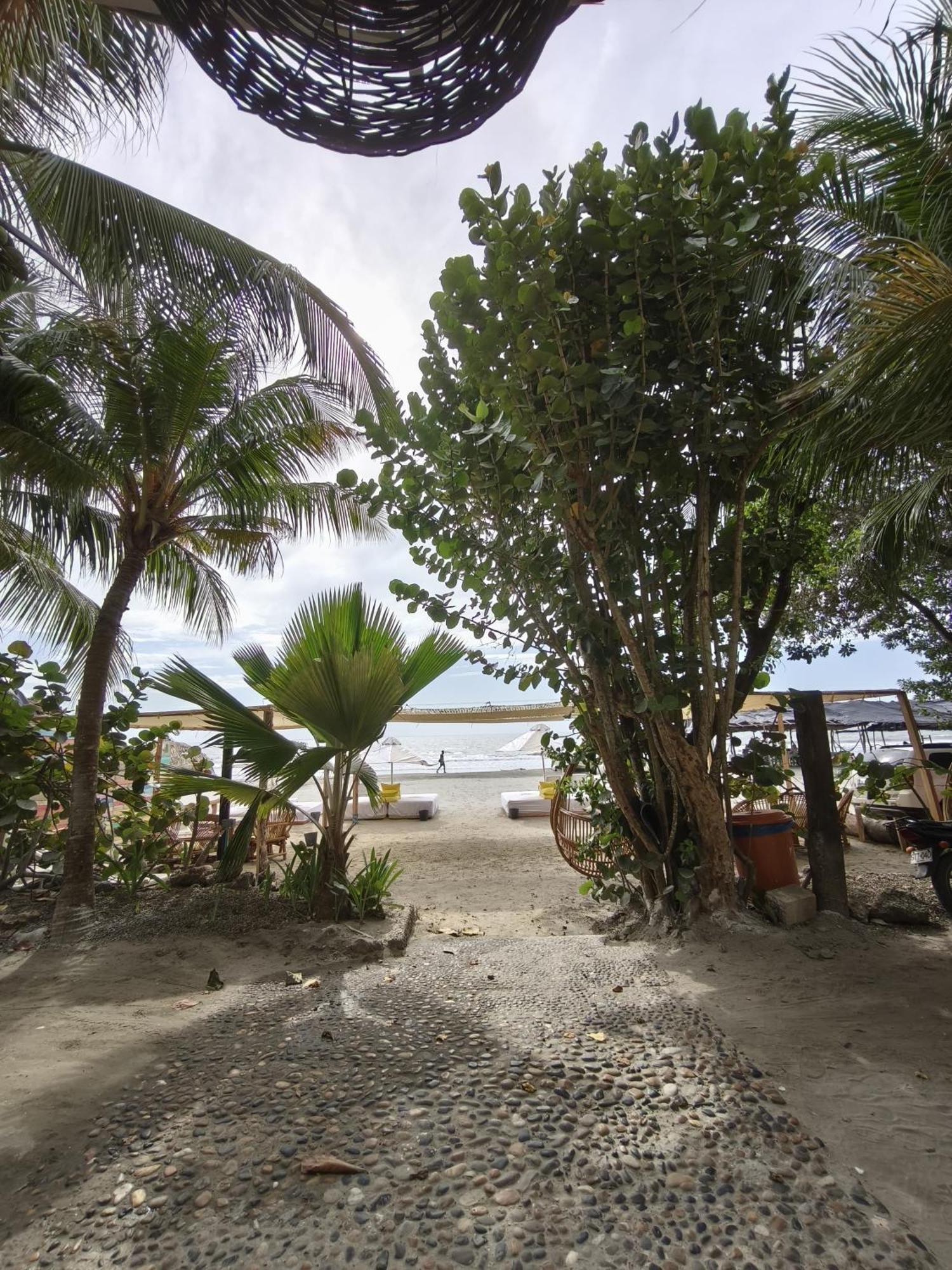 Pensión Playa Banana Manzanillo Del Mar *